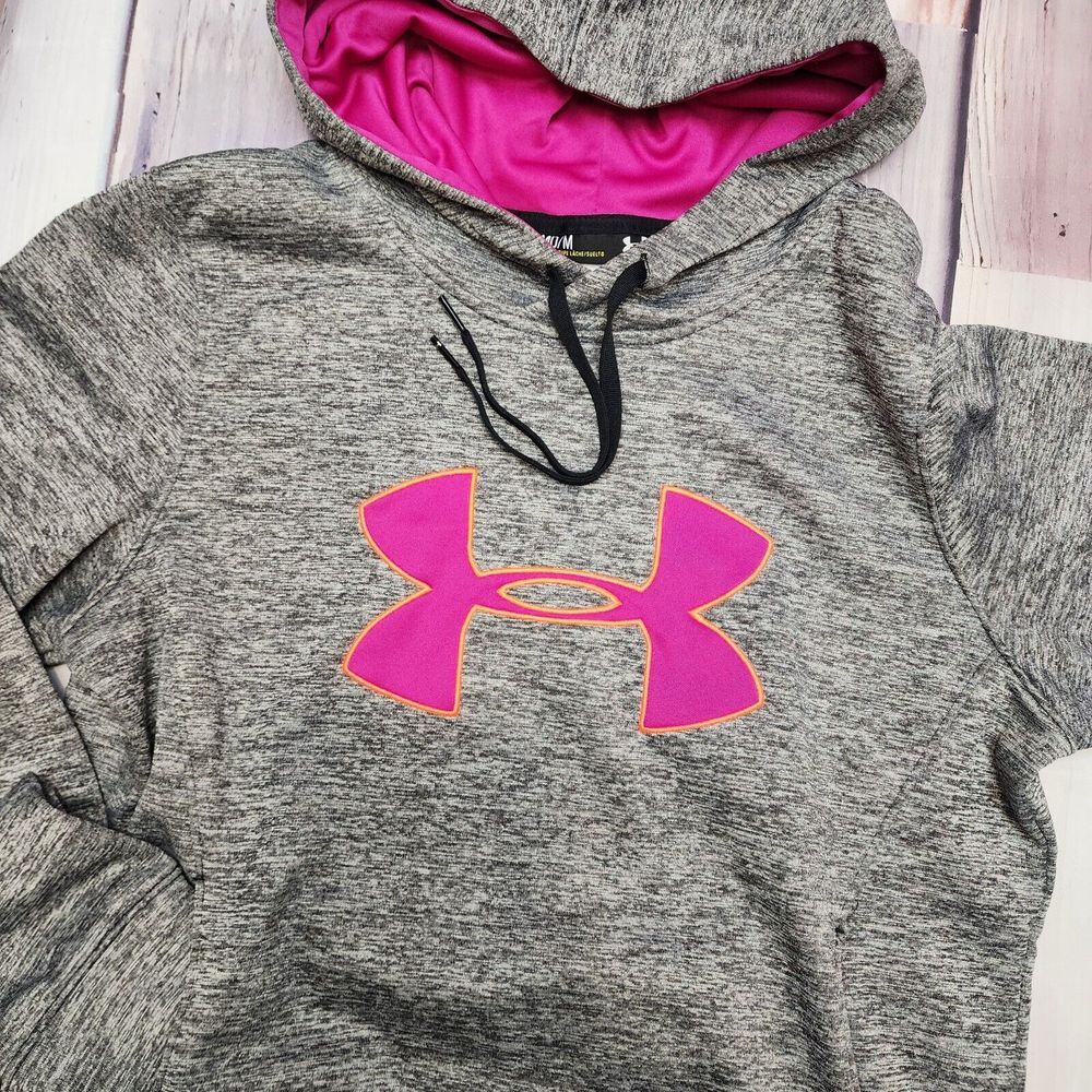 Under Armour Hoodie Womens‎ Medium Heather Gray W/  Fabric Logo Pullover